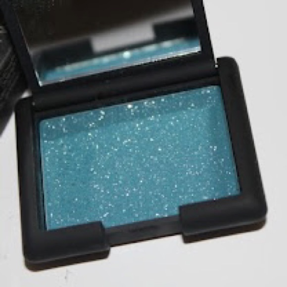 NARS eyeshadow in Tropic - Picture 9 of 10